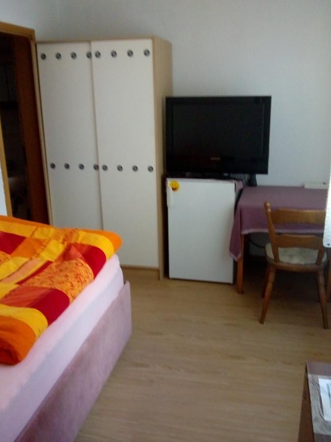 Monteurhotel Garni Alter Olper Hof Lindlar Exterior foto